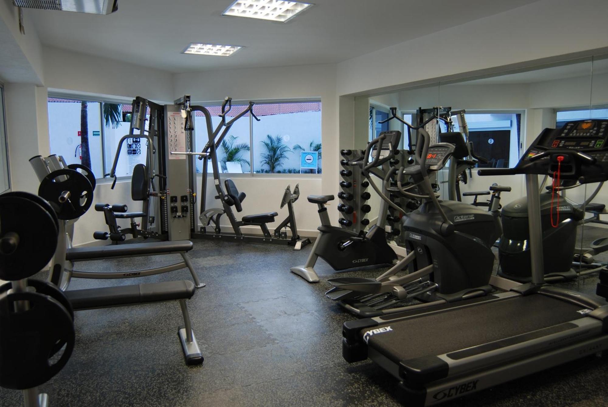 Adhara Express Hotel Cancún Facilități foto