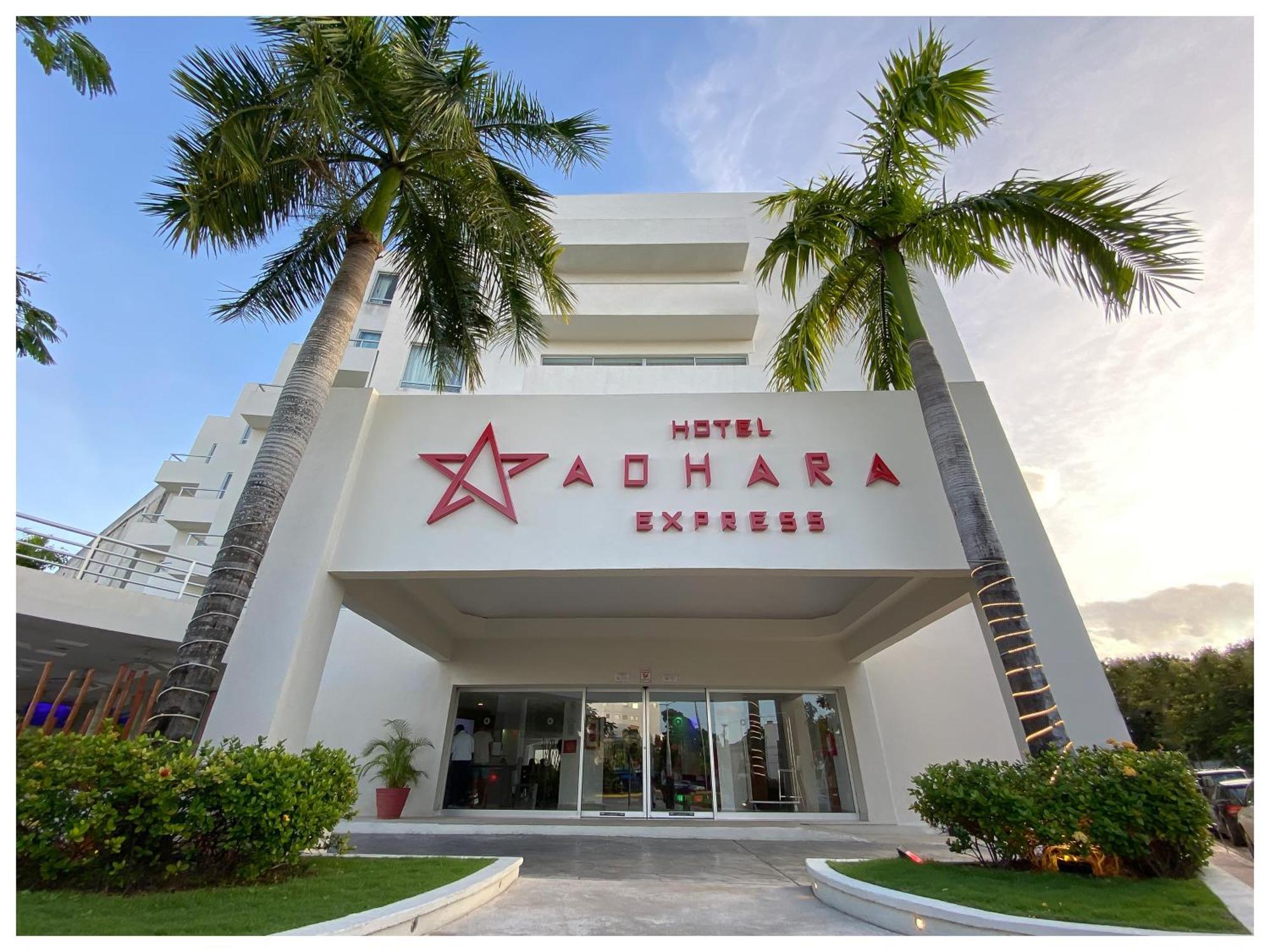 Adhara Express Hotel Cancún Exterior foto