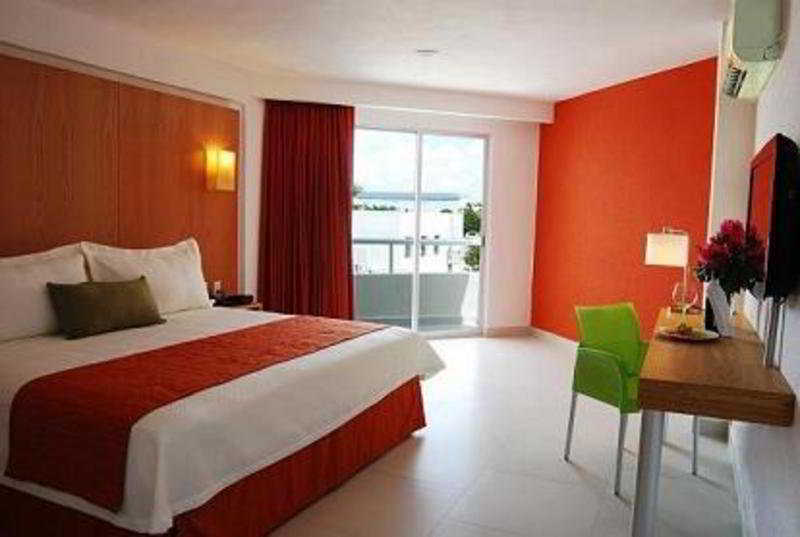 Adhara Express Hotel Cancún Cameră foto