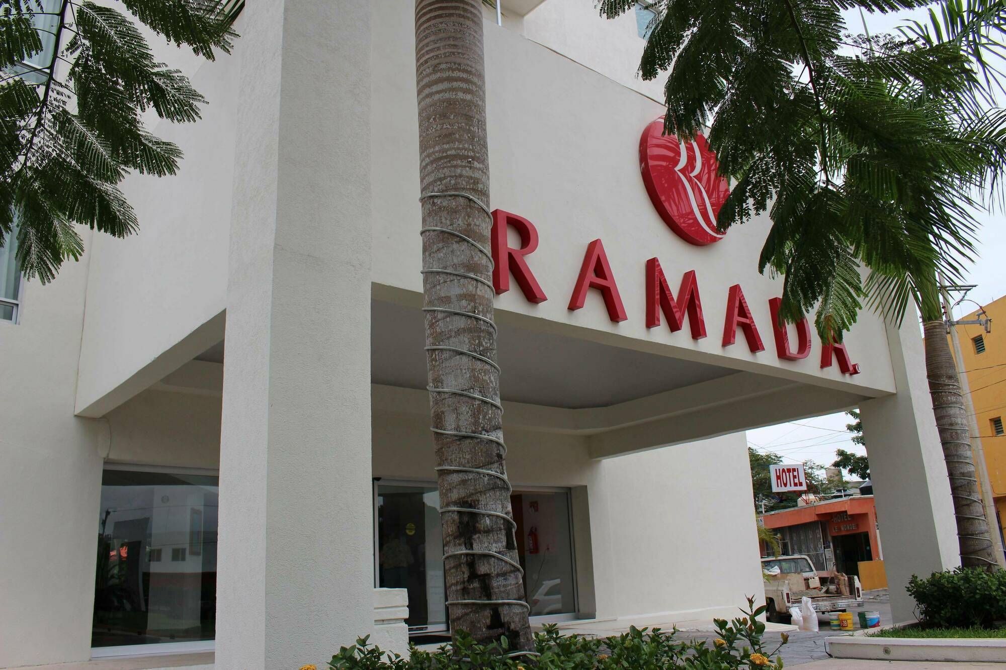 Adhara Express Hotel Cancún Exterior foto